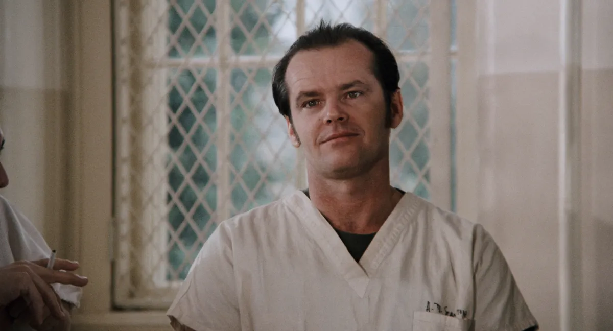 Jack Nicholson a Száll a kakukk fészkére című film egyik jelenetében a filmes kvízben.