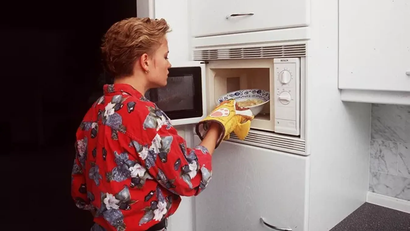 Hányszor érdemes újramelegíteni a maradékot, hogy ne kapjunk gyomorrontást? A szakértő megadja a választ