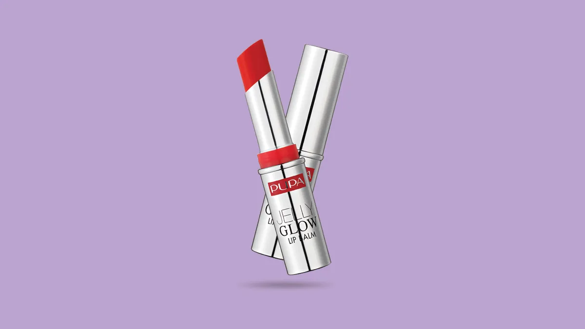 Színezett ajakbalzsam a tavaszi sminkhez.