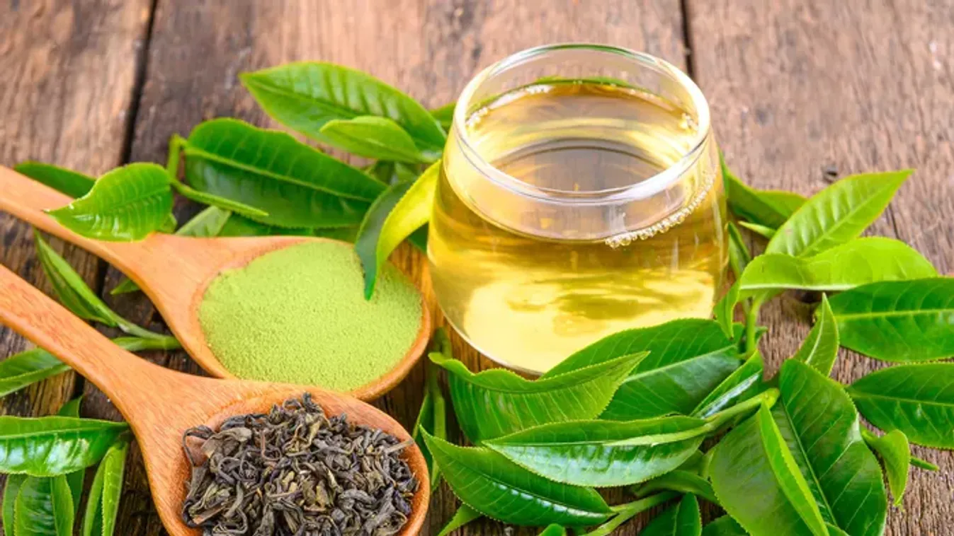 Zöld teától az ashwagandháig: íme a lista az italokról, amikkel természetesen csökkentheted a belső feszültséget