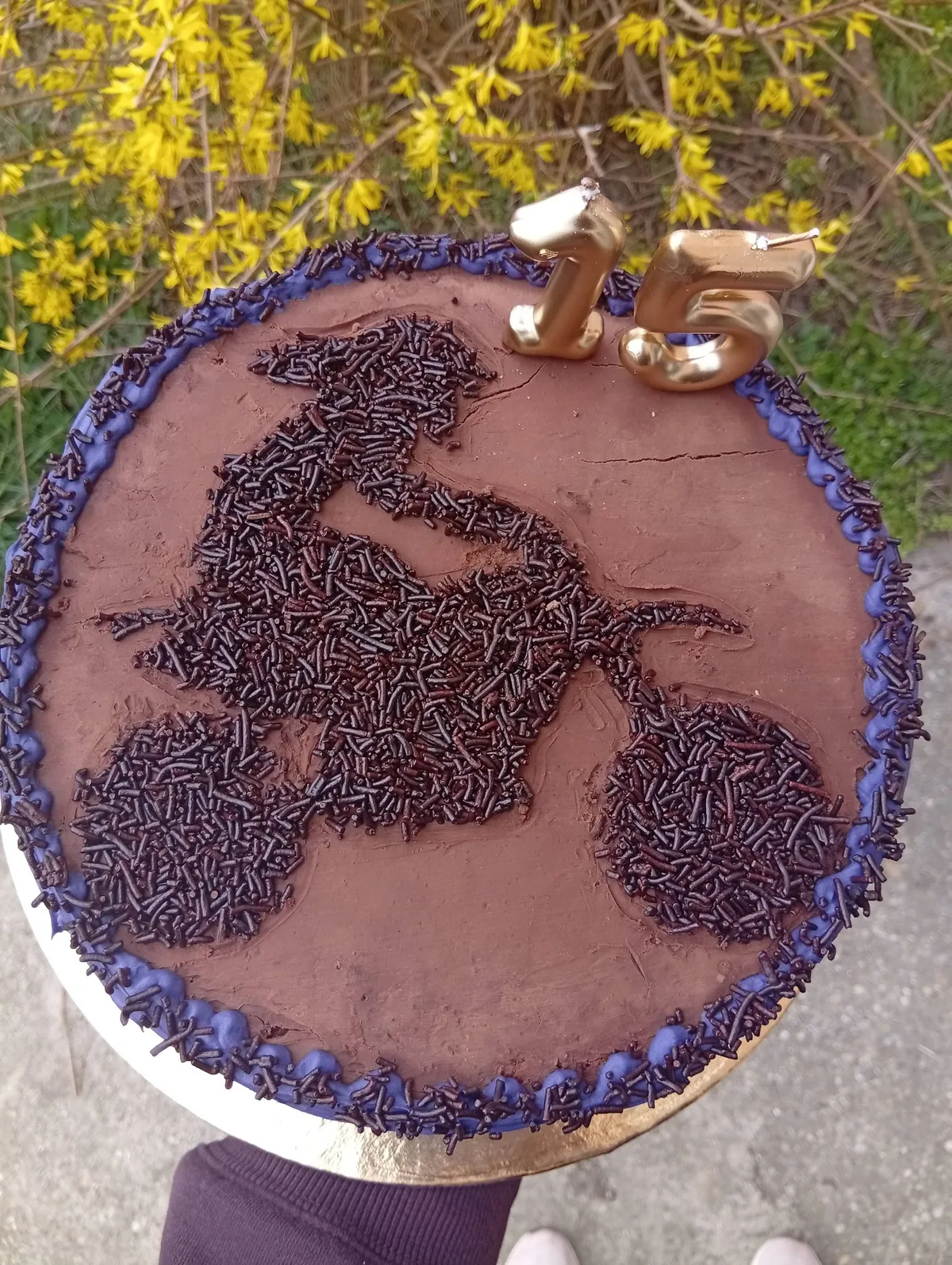 Jázmin pár nappal később lett volna 15 éves   