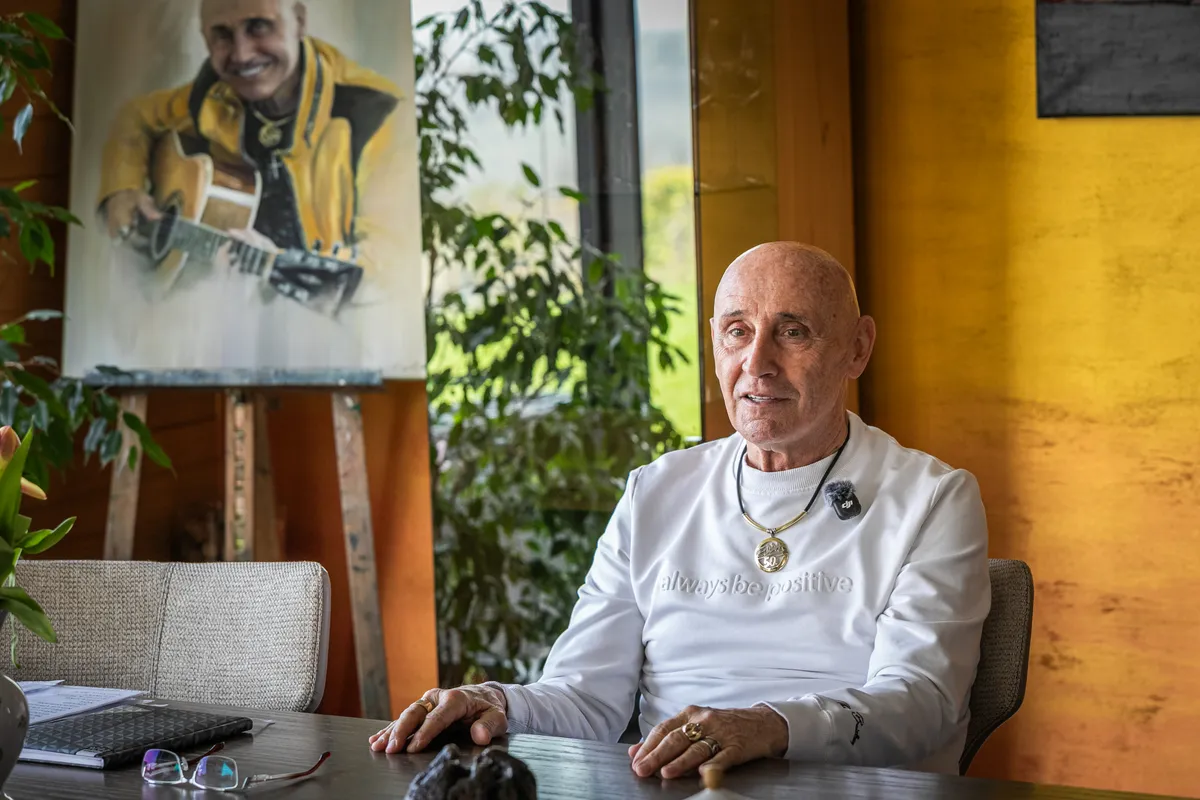 Pataky Attila nem akarja háborúba küldeni a gyermekeit, unokáját.