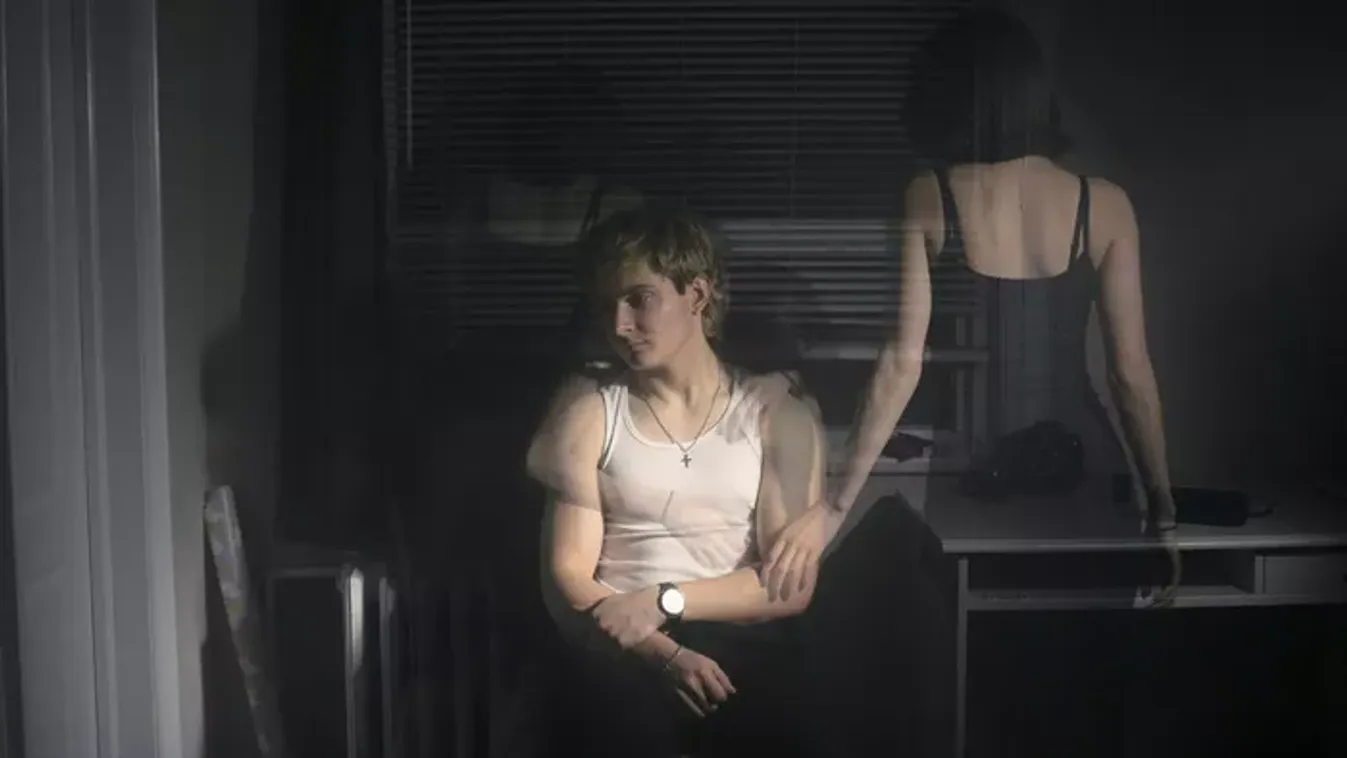 „Meztelenül ordítoztunk kertben, most meg egy árva szót sem szól a barátnőm, máshol kell keresnem a vigaszt”