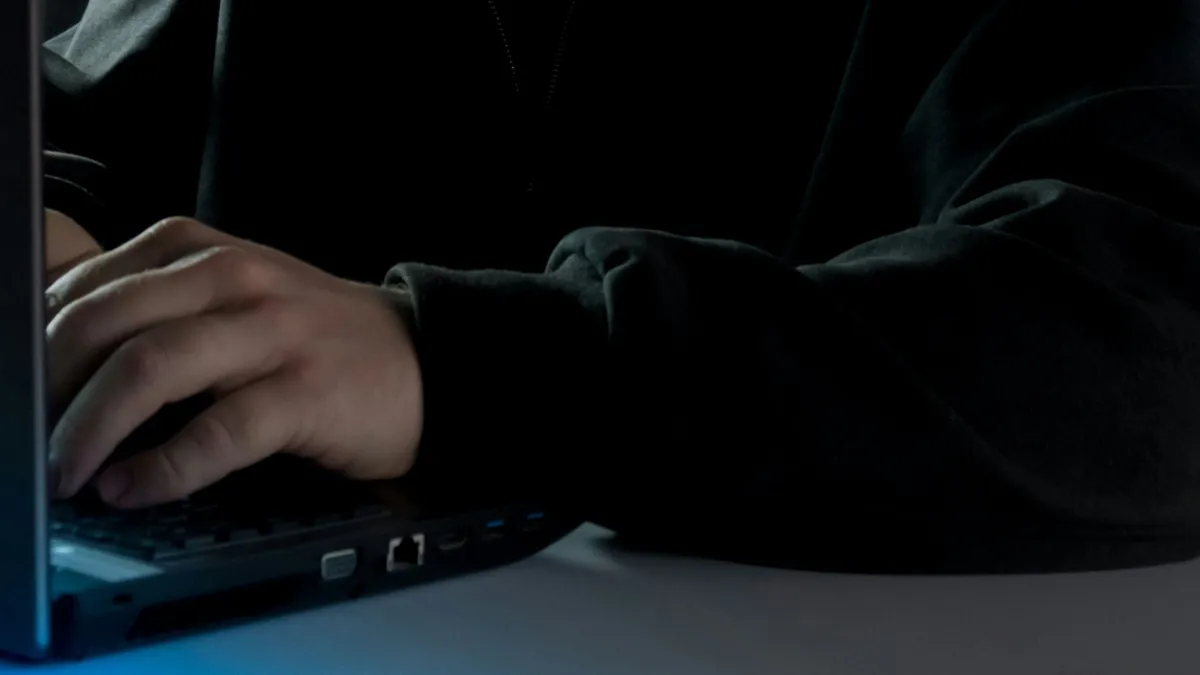 Csalókra figyelmeztet mindenkit a rendőrség, akik a Messengeren szedik áldozataikat.