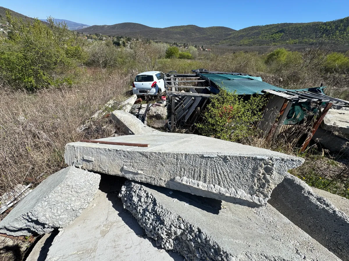 Így néz ki az esztergomi robbantó telke