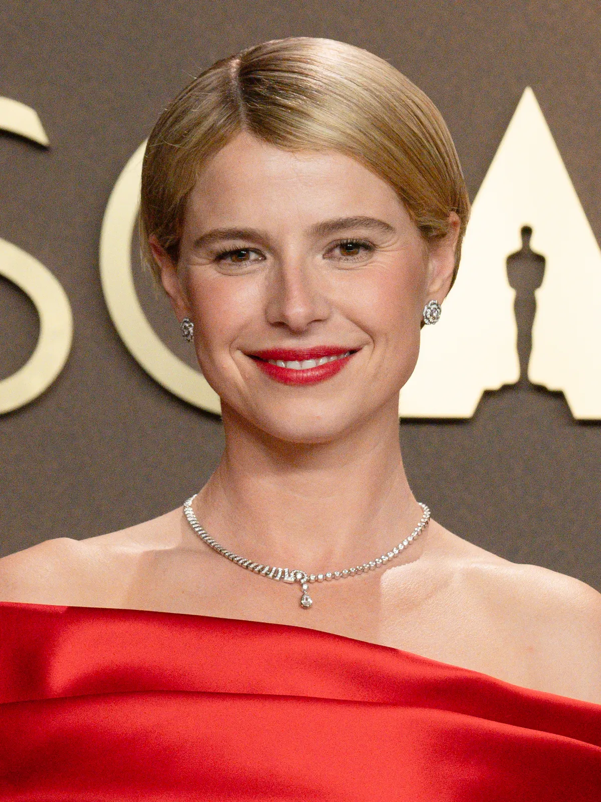 Jessie Buckley portréja a 98. Oscar-gálán. 