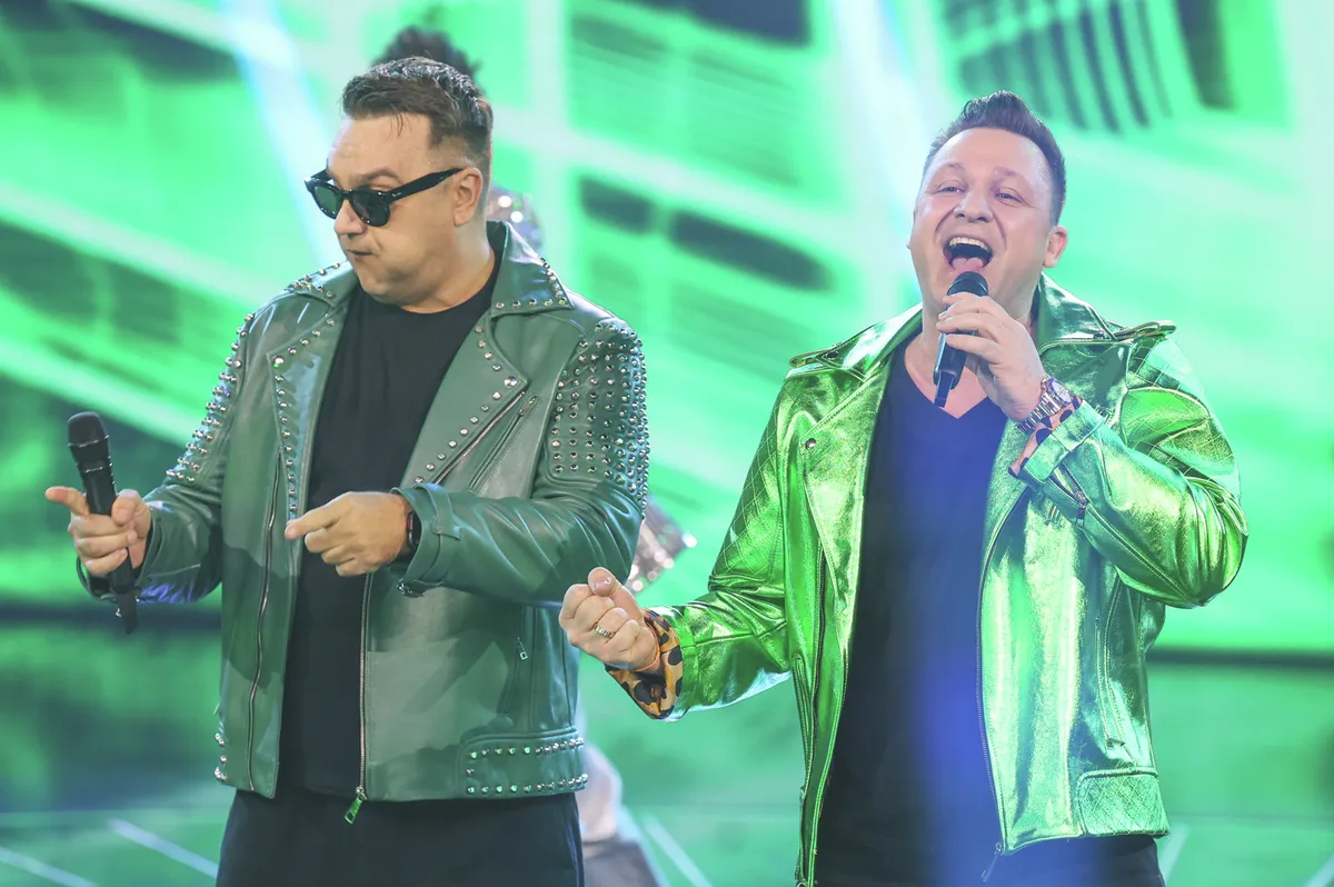 v tech-01-MEDIAWORKS