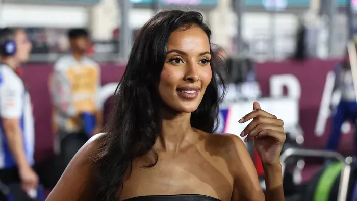 Bikinire vetkőzött a szexi Maya Jama