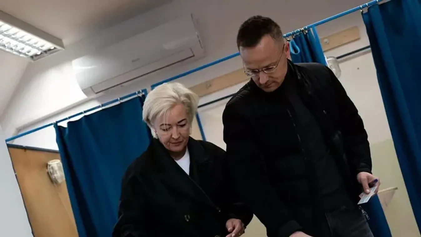 Fotó: Szijjártó Péter korán kelt, már le is adta a szavazatát
