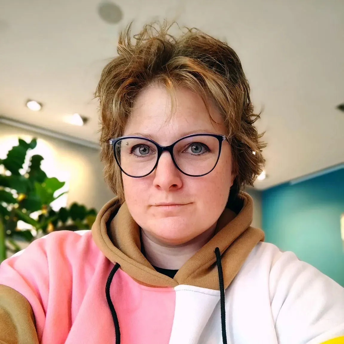 Sós Dóra ufókutató