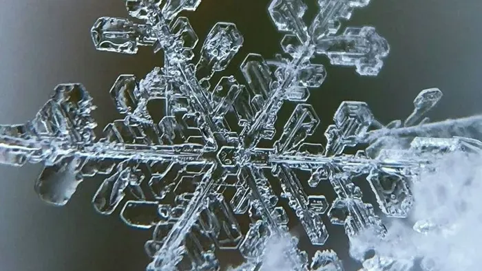 Szeszélyes áprilisi időjárás hozott havazást Borsodba