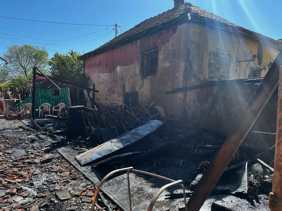 Porig égett a filagória az elektromos bicikli miatt.