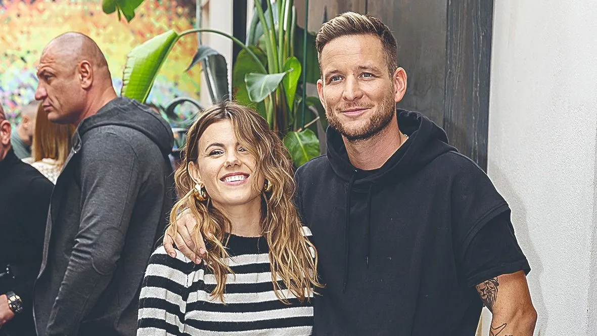 Istenes Bencéék kitartanak egymás mellett