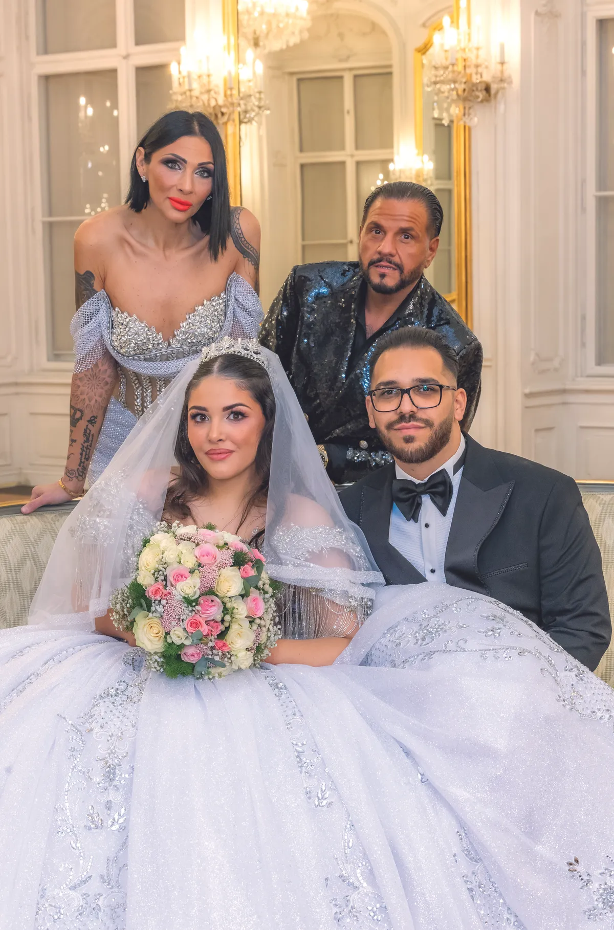 Emilio, Tina, kis Tina és a férje, Norbi néhány hónapja tartották meg a lakodalmat.