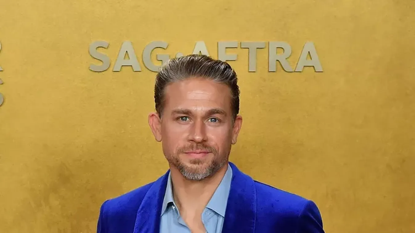 Charlie Hunnam barátja kedvéért dobta A szürke ötven árnyalata főszerepét