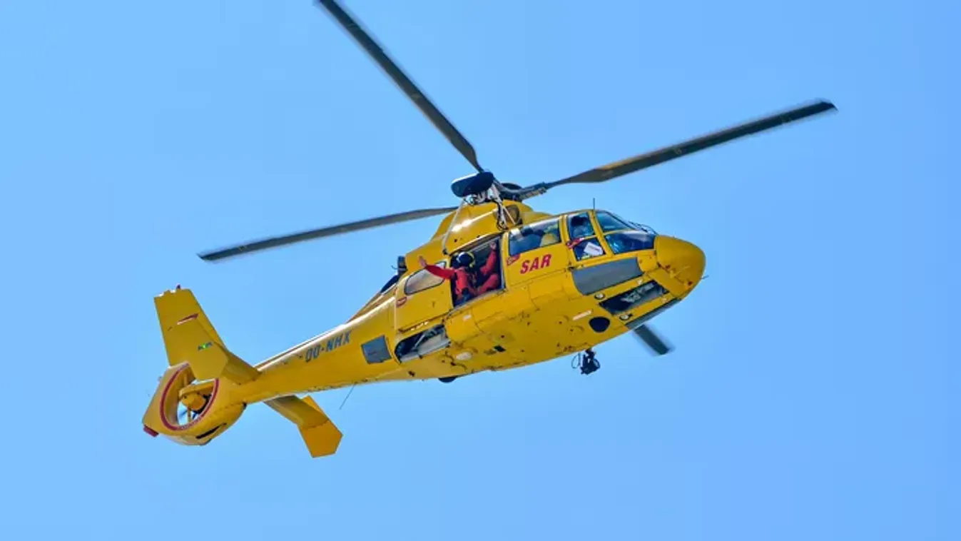 Halálos baleset az M5-ösön: mentőhelikoptert riasztottak a helyszínre