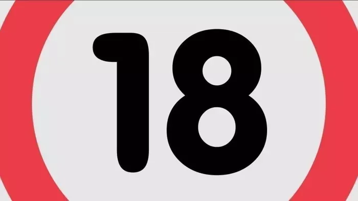 Bikinire vetkőzött, a medencében pancsolt Ronaldo rajongója