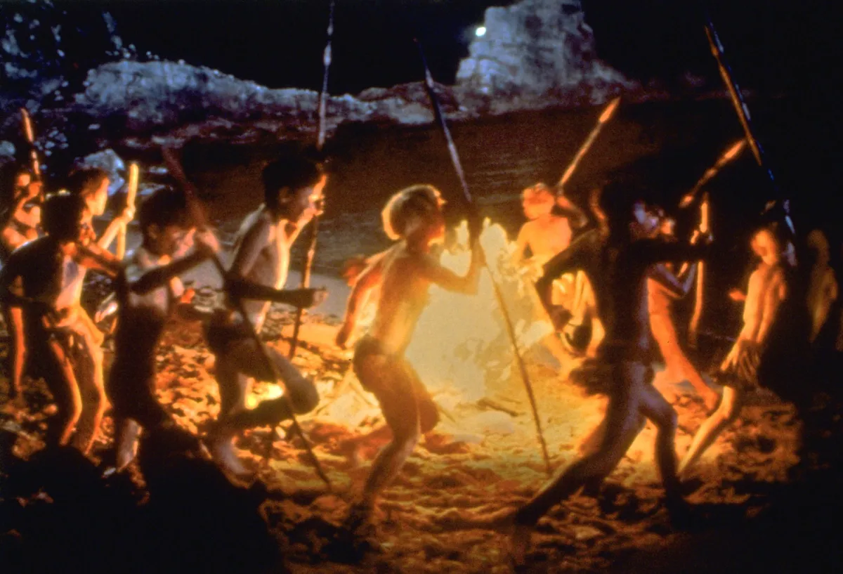 Jelenetkép a Harry Hook rendezte 1990-es A Legyek Ura filmből.