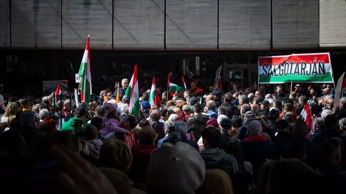 Rengeteg ember várta Orbán Viktort Salgótarjánban