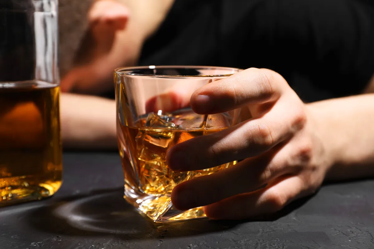 Alkoholfogyasztás, mely kis mértékben is káros