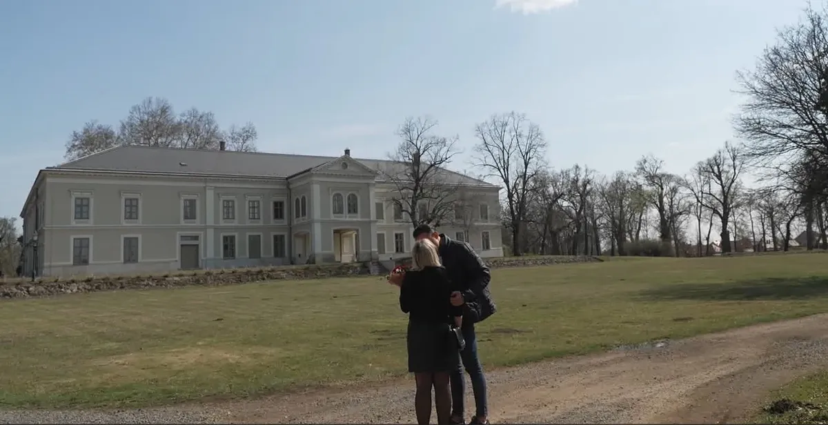 Dankó Dávid megeleptésként vitte feleségét az álomesküvő helyszínére.