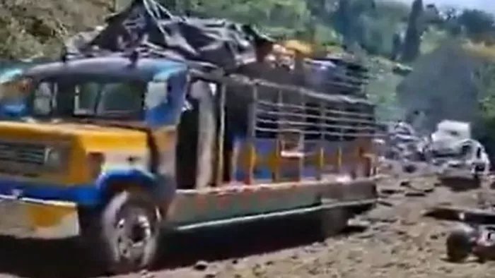 Autópályán robbantottak Kolumbiában