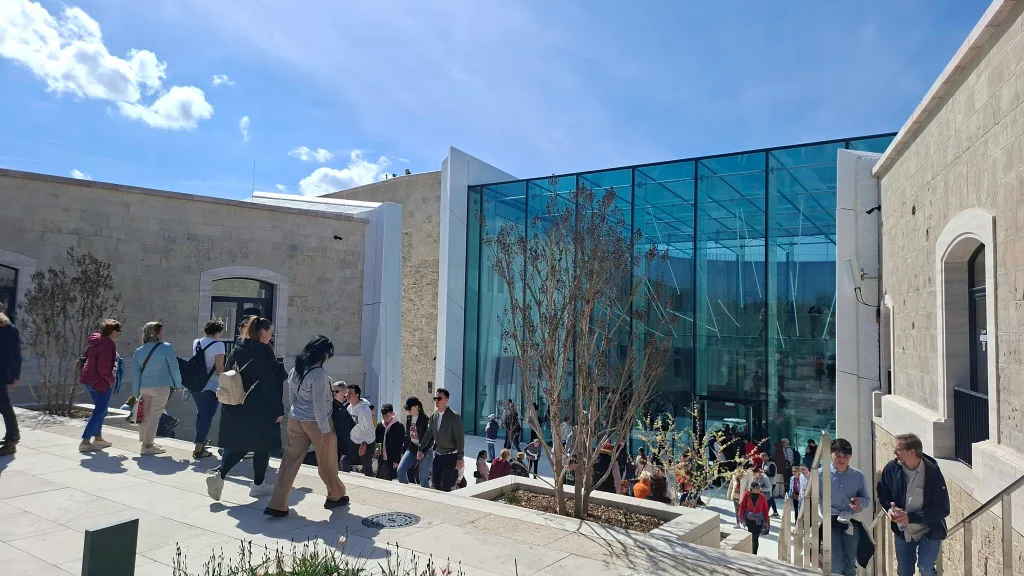 A kiállítási helyszínen megismerhetjük a Citadella történetét is. 