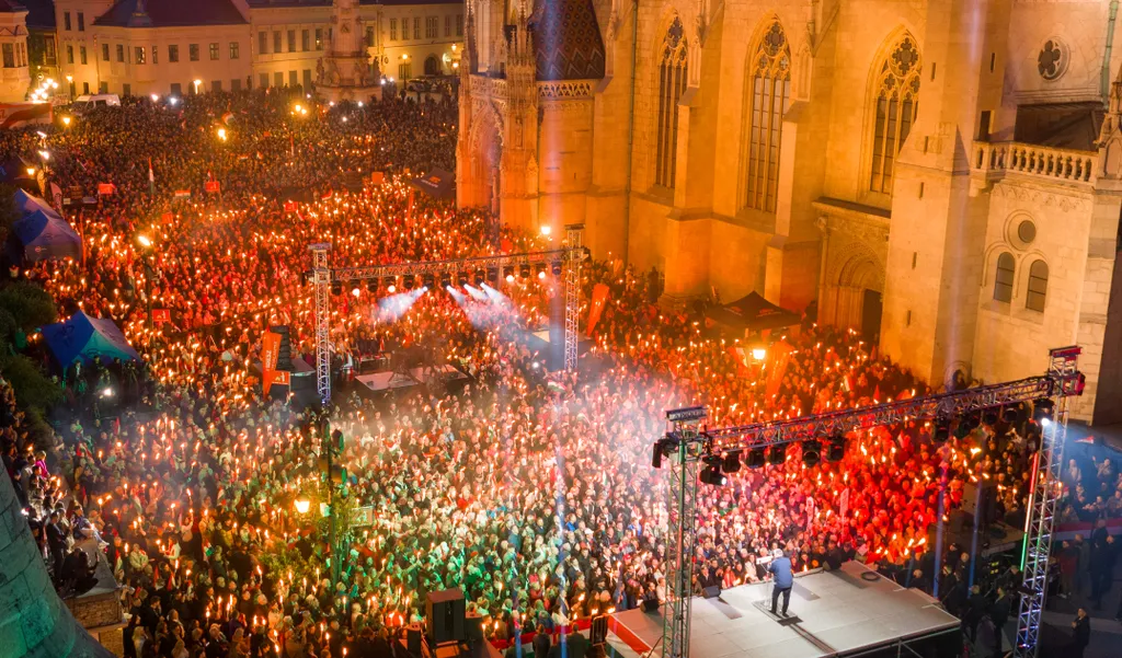 2026.04.11.Orbán Viktor-Kampány Záró-Országjárás-Budapest Szentháromság tér