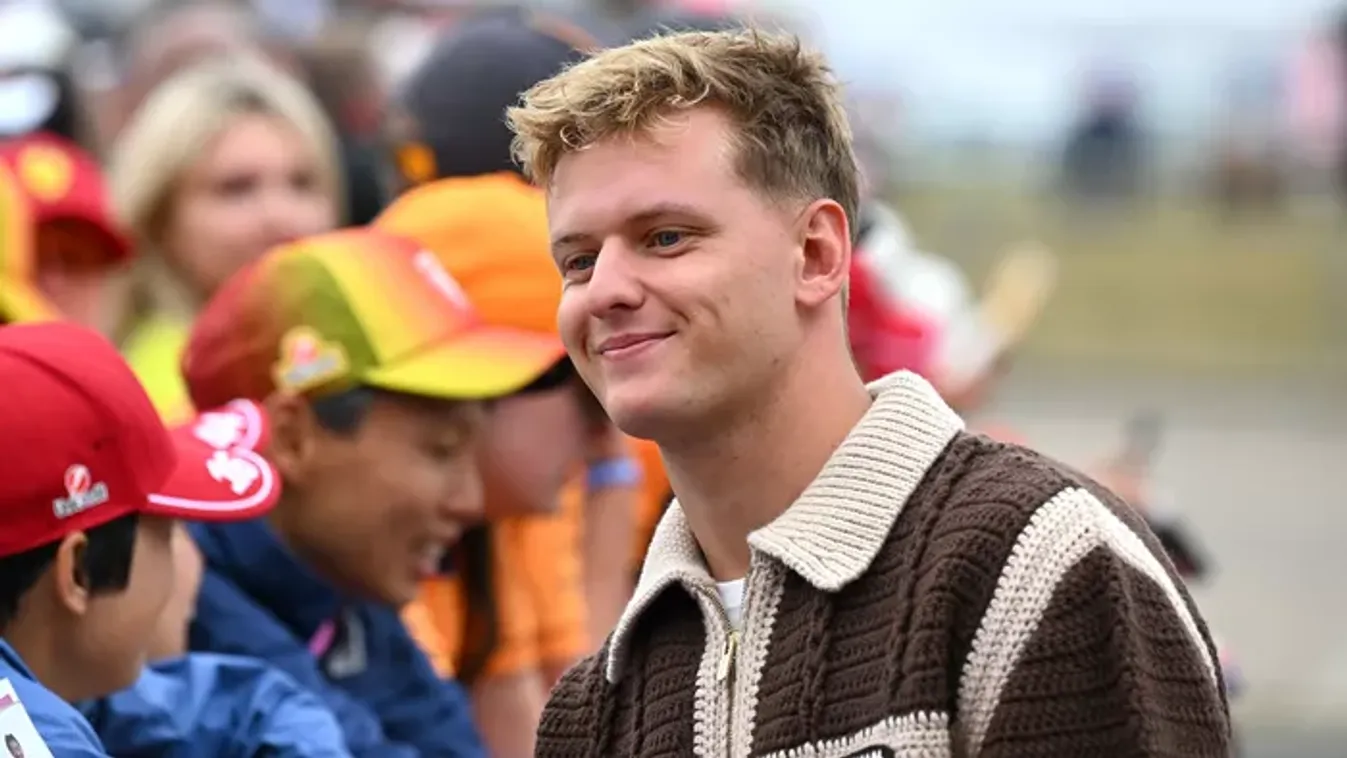 Megvan az új álompár, Schumacher először mutatta meg meseszép szerelmét
