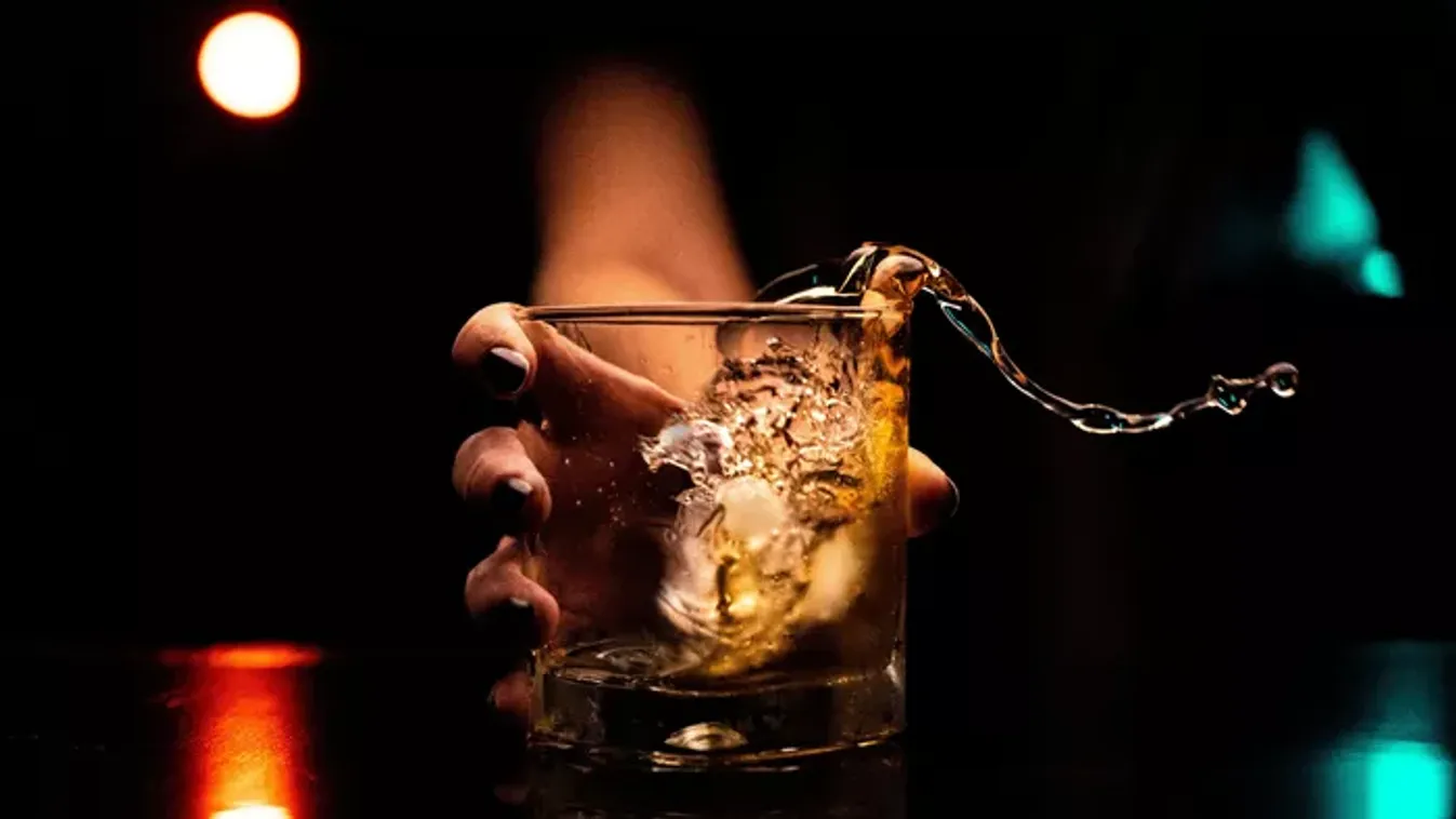 Megunta Horvátország a részeg turistákat - korlátozzák az alkoholos italok árusítását
