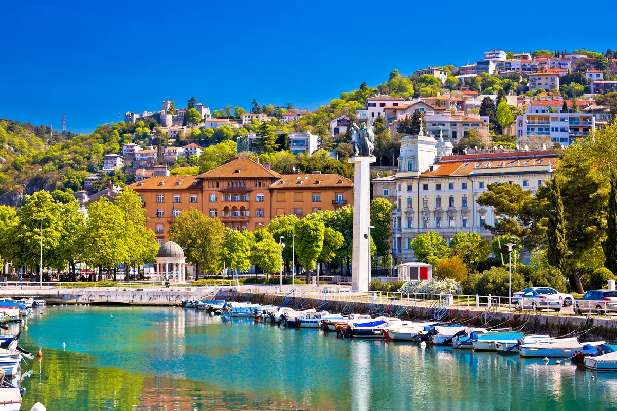 Rijeka látnivalói várják az utazókat.