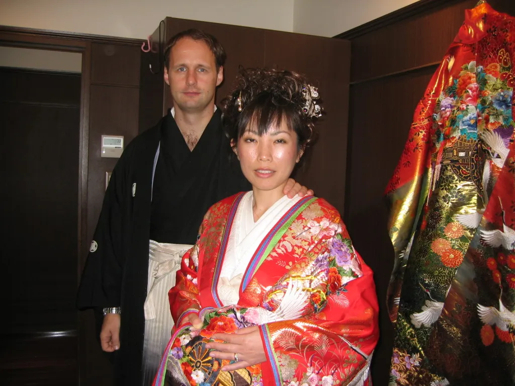 Japán mindennapok egy magyar férfi, Balogh Áron és japán felesége szemével
