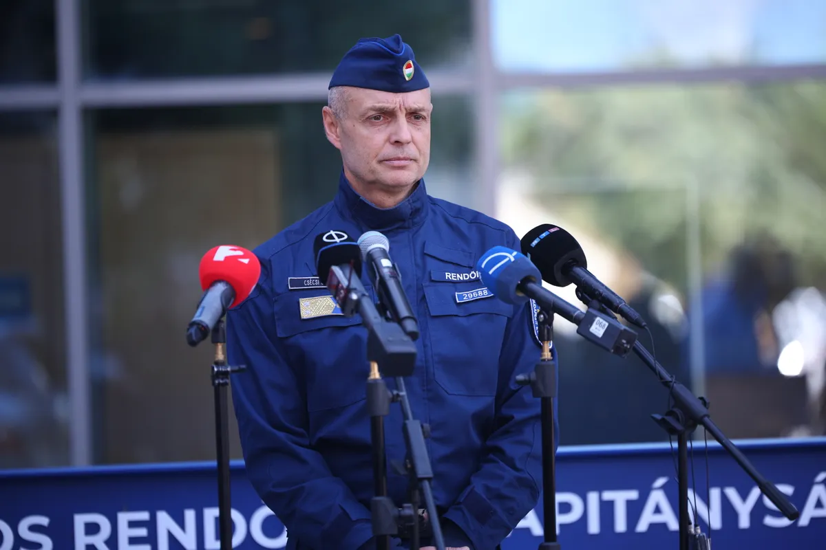 Dudás Miklós halálával kapcsolatos sajtótájékoztatón Csécsi Soma