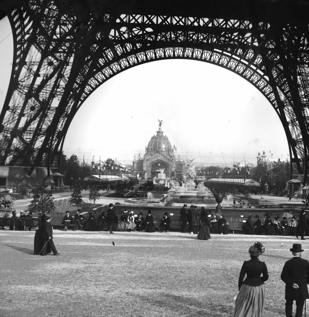 Eiffel-torony évforduló