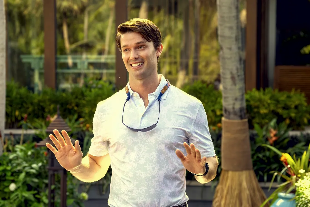 Patrick Schwarzenegger a Fehér Lótusz 3. évadában.