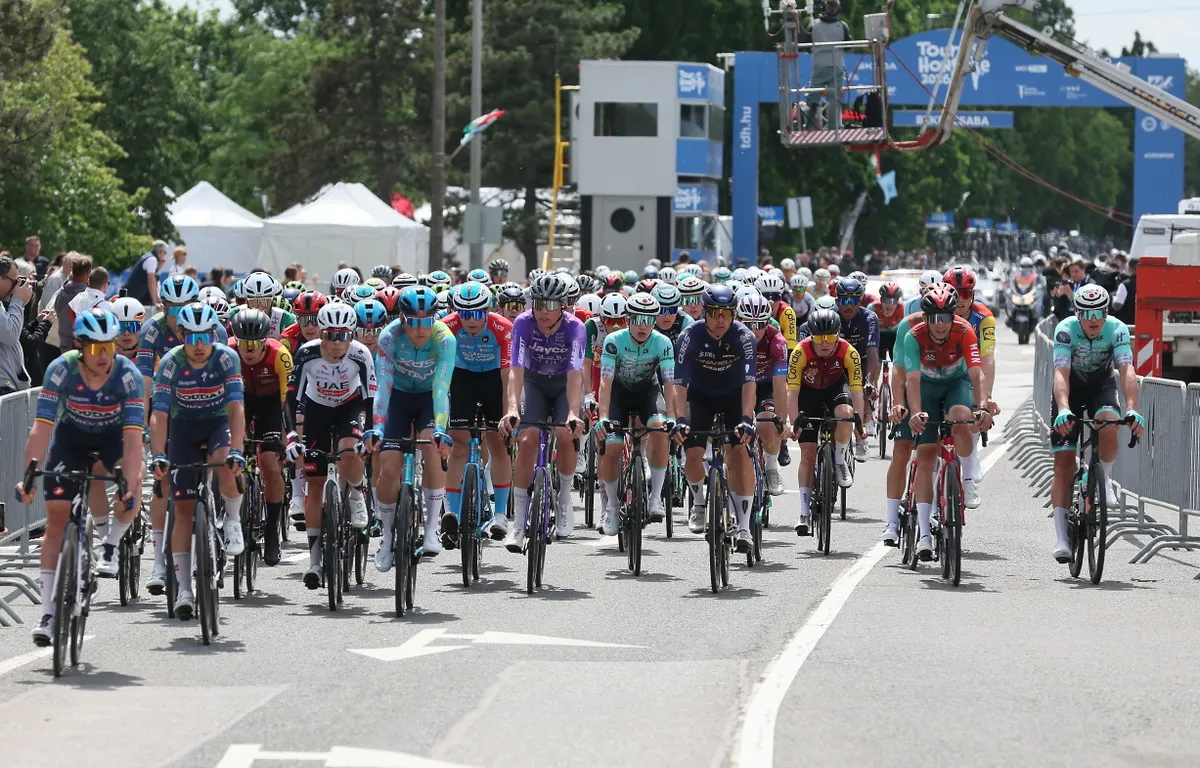 Tömegbaleset történt a Tour de Hongrie-n