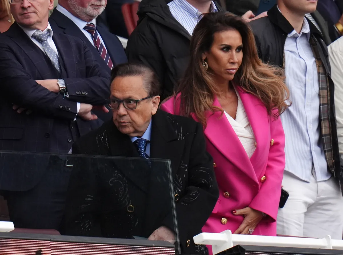 A West Ham tulajdonosa, David Sullivan és menyasszonya, Ampika Pickston