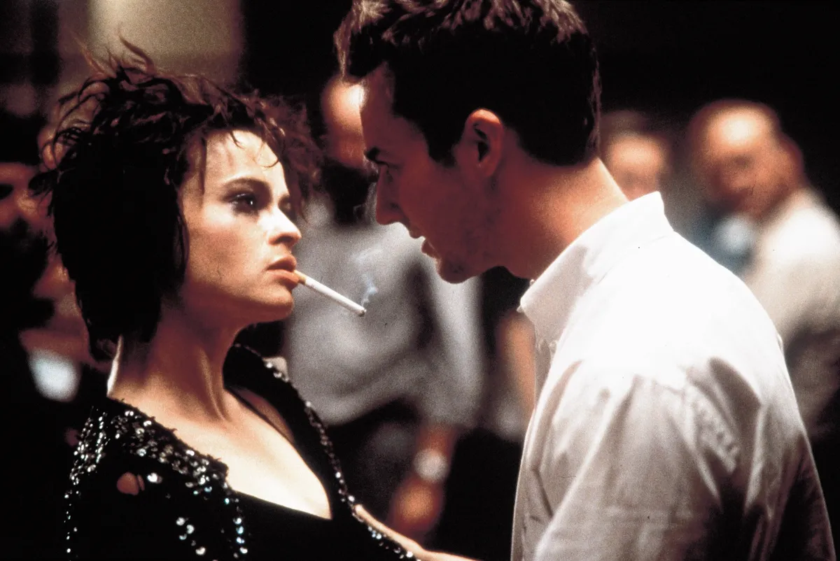 Helena Bonham Carter és Edward Norton a Harcosok klubja című filmben.