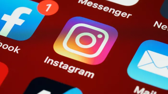 Fontos adatvédelmi funkciót kapcsolt ma ki az Instagram
