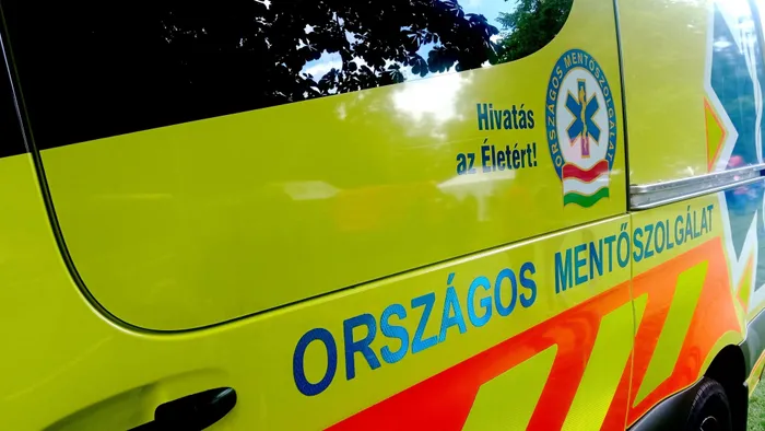 Métereket repült egy motoros Újpesten – Videó