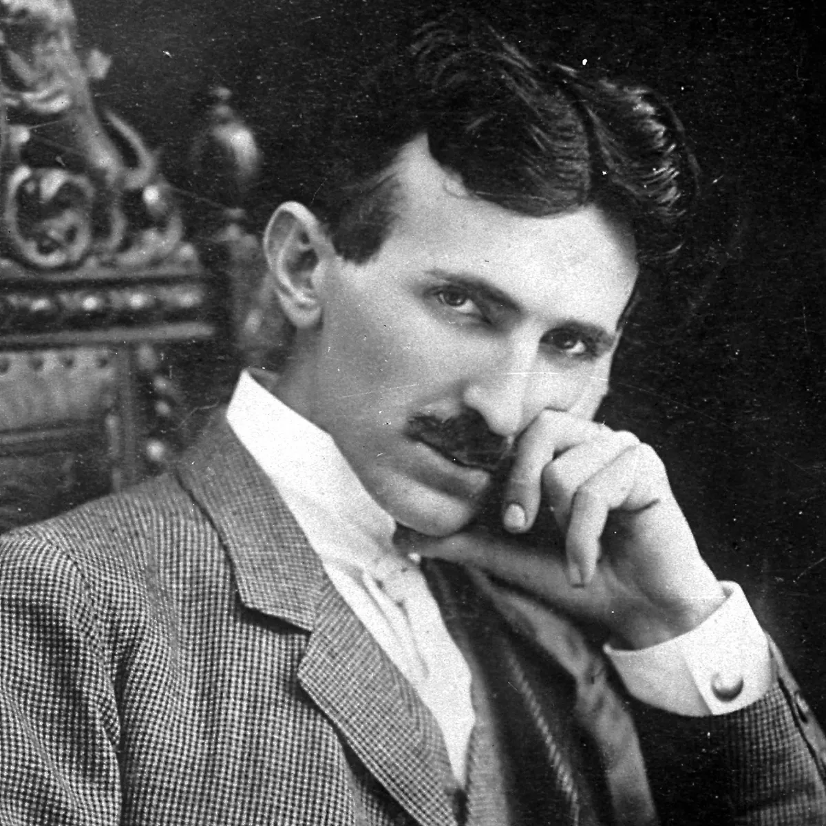 Nikola Tesla portréja