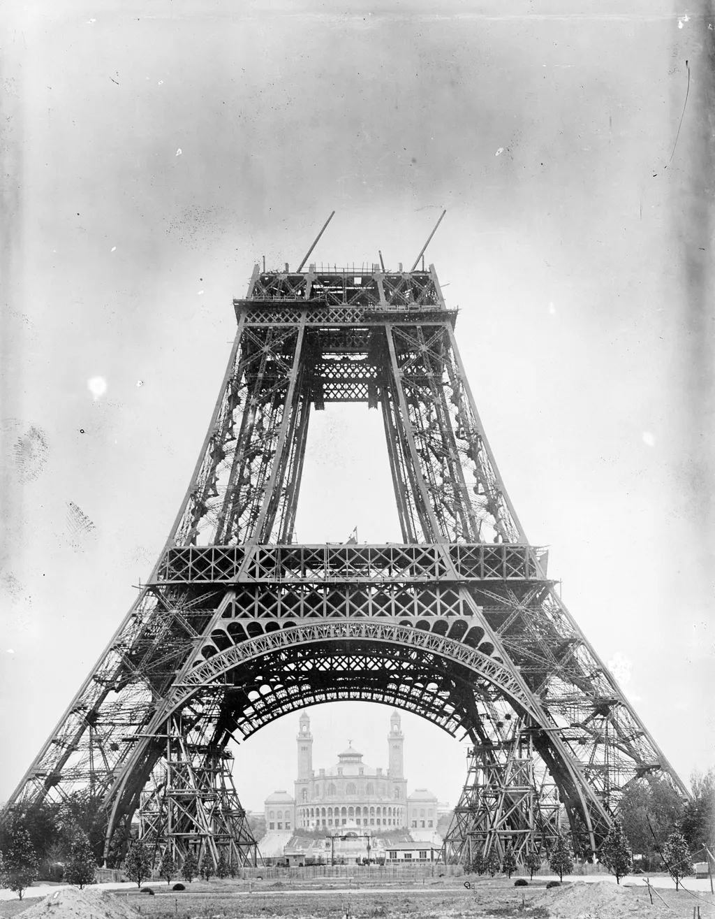 Eiffel-torony évforduló