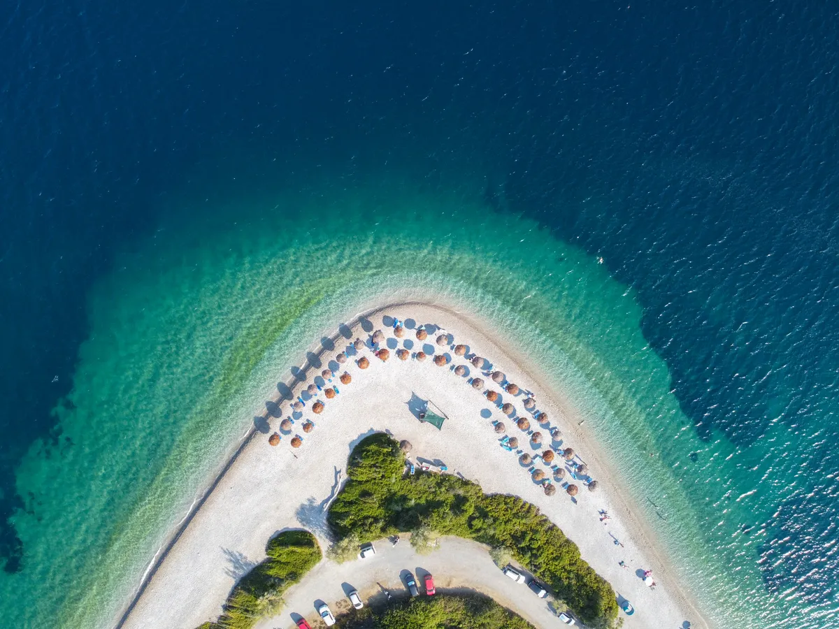 Az Ájosz Dimítriosz strand Alonisszoszon.