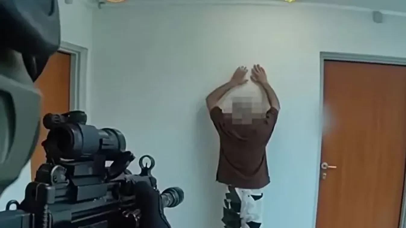 Hollywoodi filmsztár banki adatait csalta el egy budapesti lakos, évekig használta a színész kártyáját