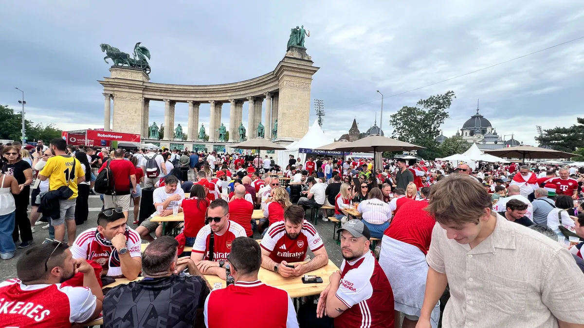 Megtelt a Hősök tere és a Városliget a BL-döntő előtt – galéria