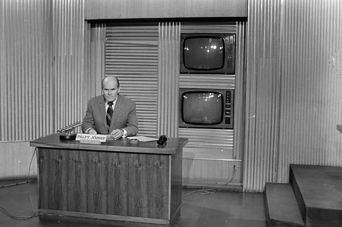 Retró kvízben szereplő kép a Magyar Televízió egy műsorvezetőjéről