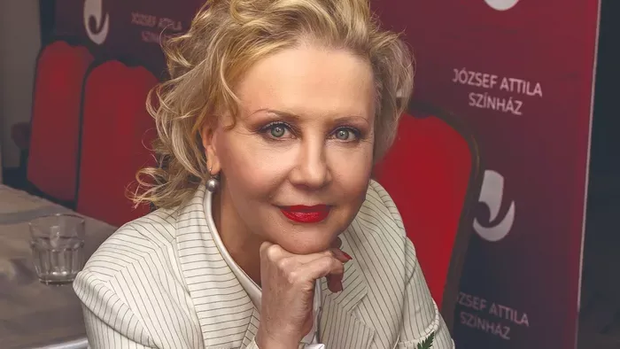 Eszenyi Enikő: „Ez a szerelem nincs időhöz és térhez kötve”