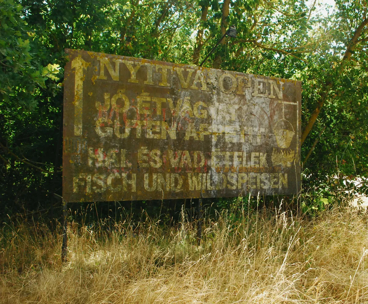 BISZTRÓ