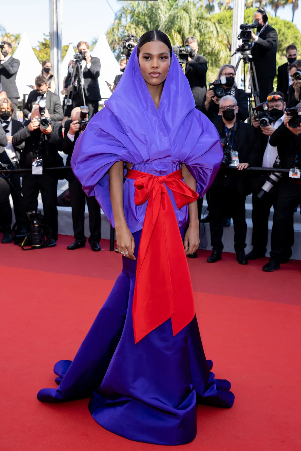 Tina Kunakey - Montée des marches du film «&nbsp;Benedetta&nbsp;» lors du 74ème Festival International du Film de Cannes. Le 9 juillet 2021
© Borde-Jacovides-Moreau / Bestimage Red carpet for the movie «&nbsp;Benedetta&nbsp;» during the 74th Cannes International Film festiva