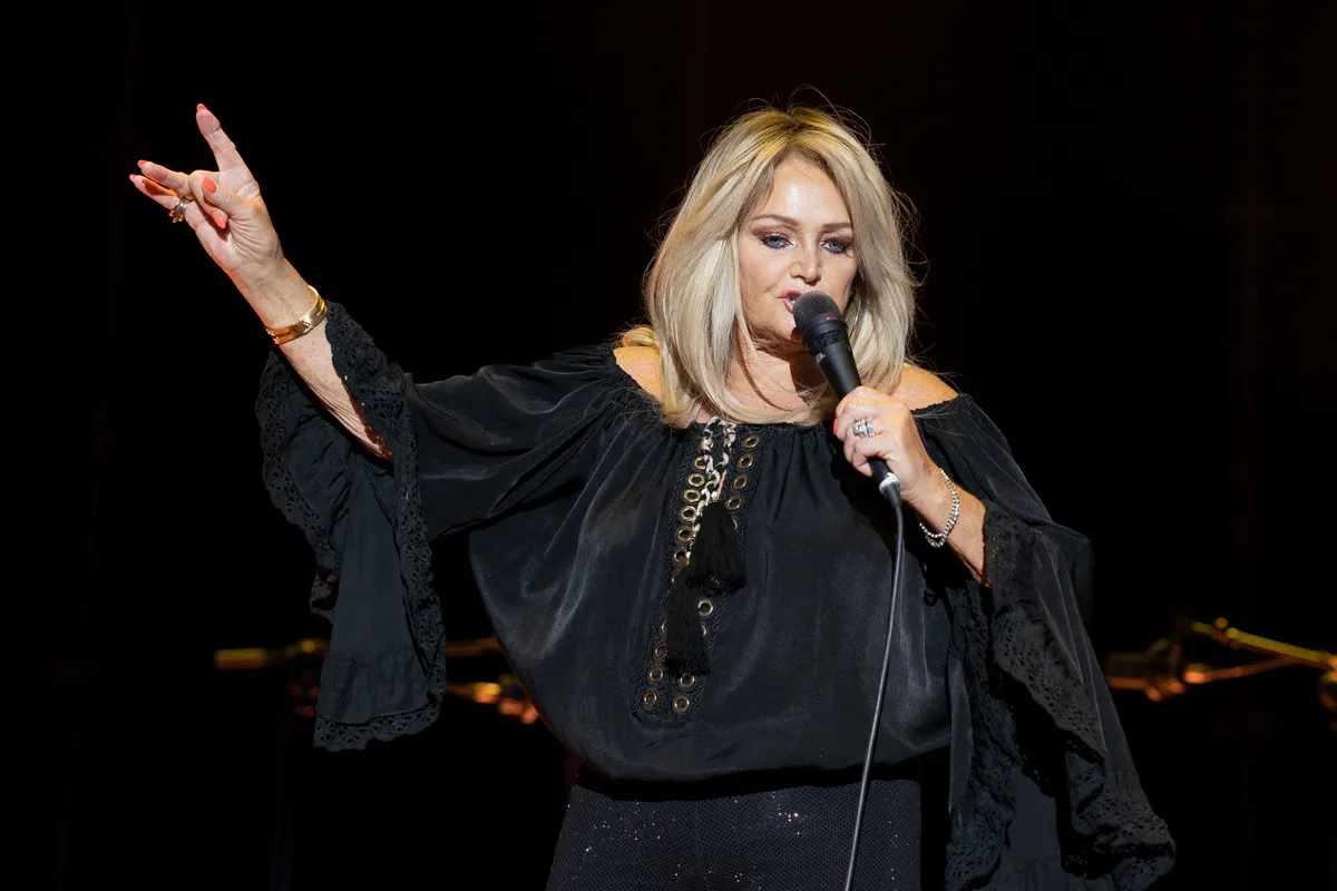 Kritikus állapotban került kórházba Bonnie Tyler.